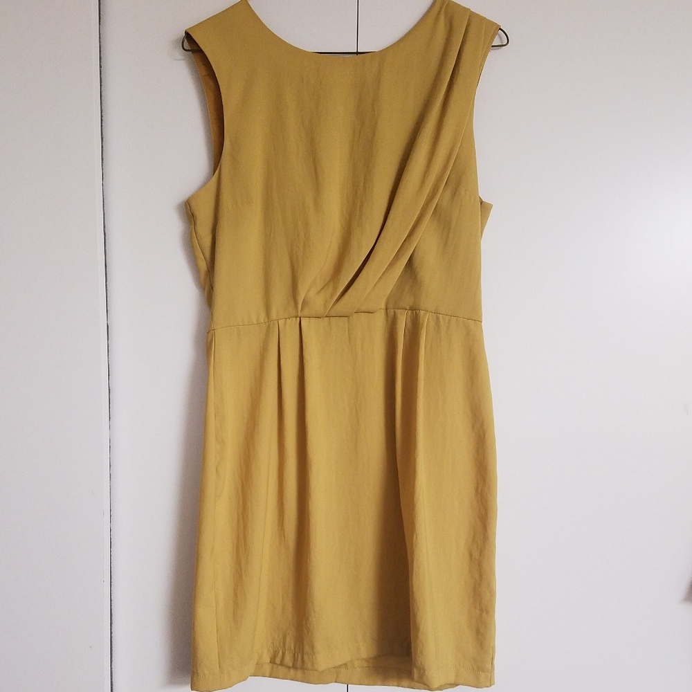 TOPSHOP Mustard Yellow Zip Up Dress